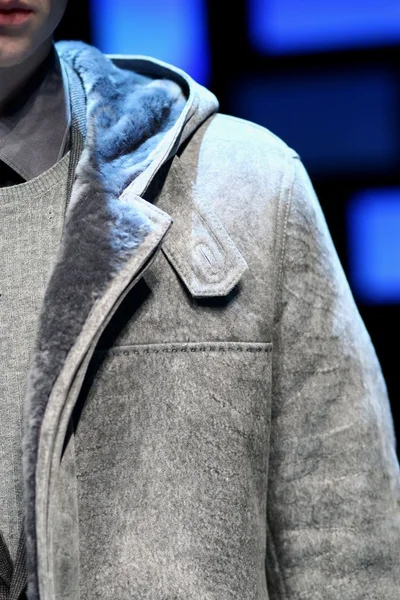 Look 11